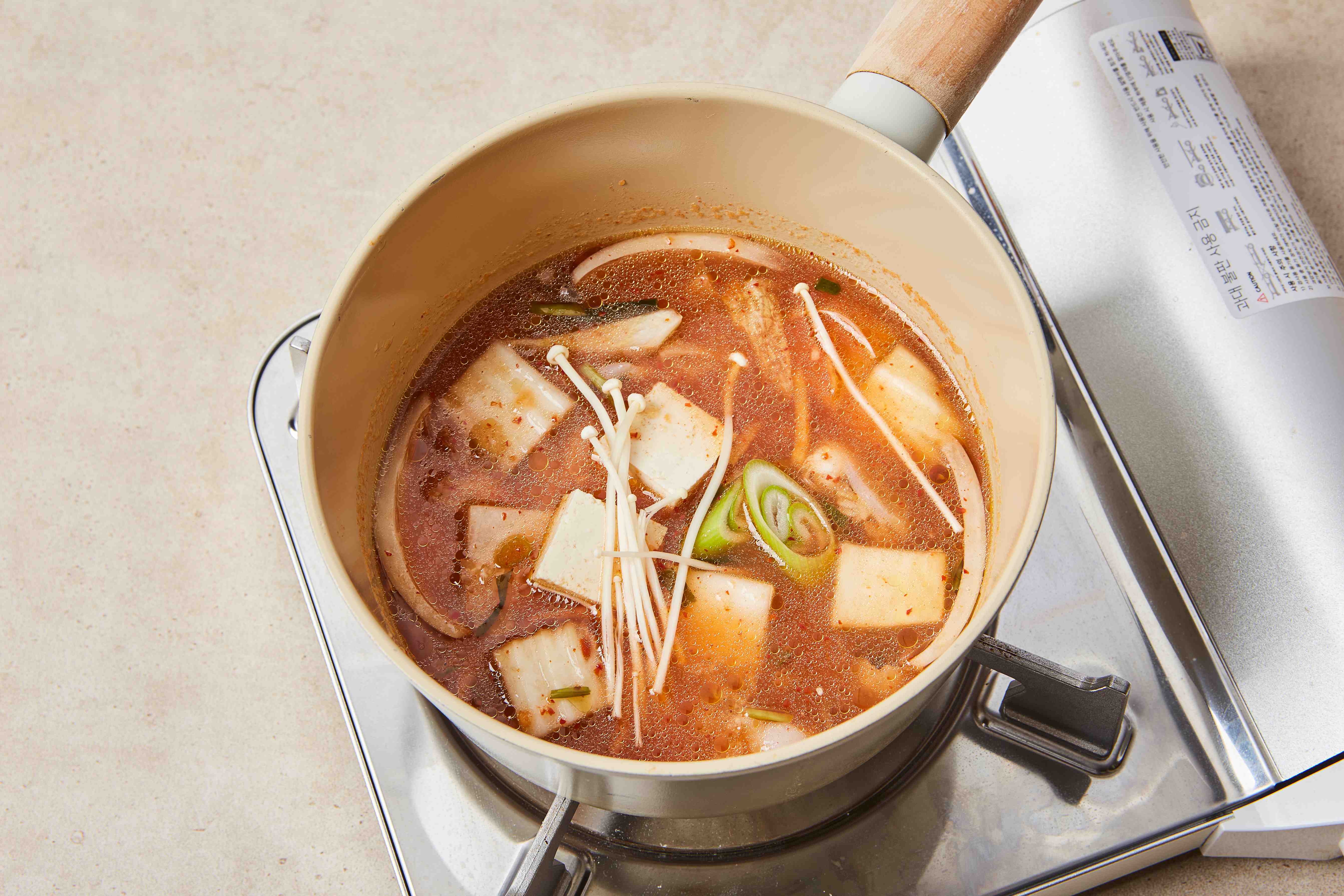 해물김치찌개 만들기 6단계