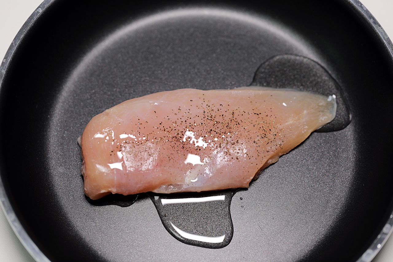 커리향이 들어간 치킨샐러드 샌드위치 만들기 2단계
