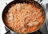닭갈비볶음면 만들기 5단계