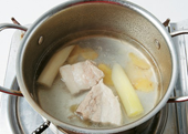 삼겹살라면 만들기 1단계