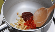 토마토떡볶이 만들기 5단계