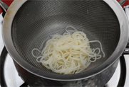떡갈비통치미국수 만들기 6단계