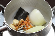 해물칼국수 만들기 2단계