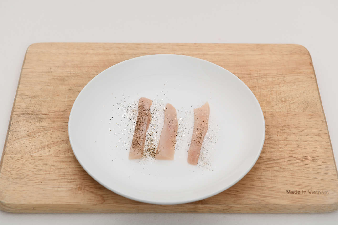 영유아를 위한 고소한 닭꼬치 만들기 2단계
