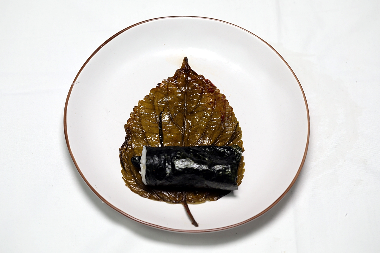 깻잎장아찌롤 만들기 4단계