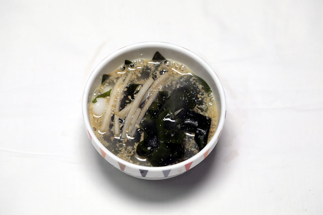 미역 조랭이 떡국 만들기 6단계