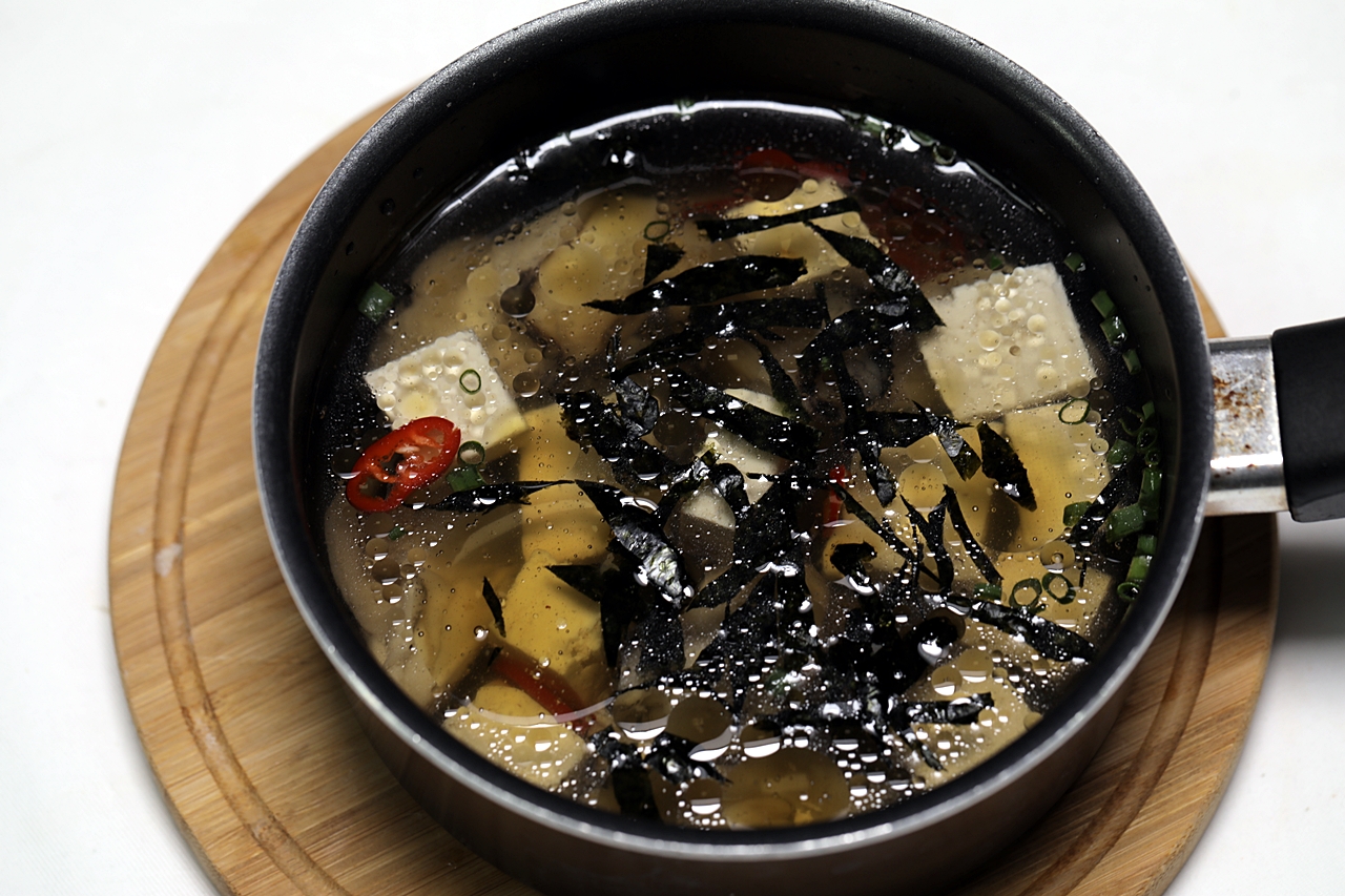 굴 두부 국 만들기 6단계
